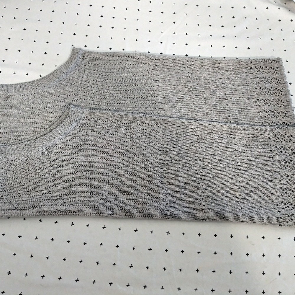 Bicé gray sleeveless sweater top sz M - Picture 5 of 6